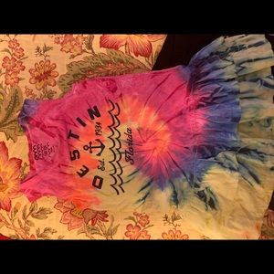 Tie-dyed Destin sleeveless shirt & new leggings